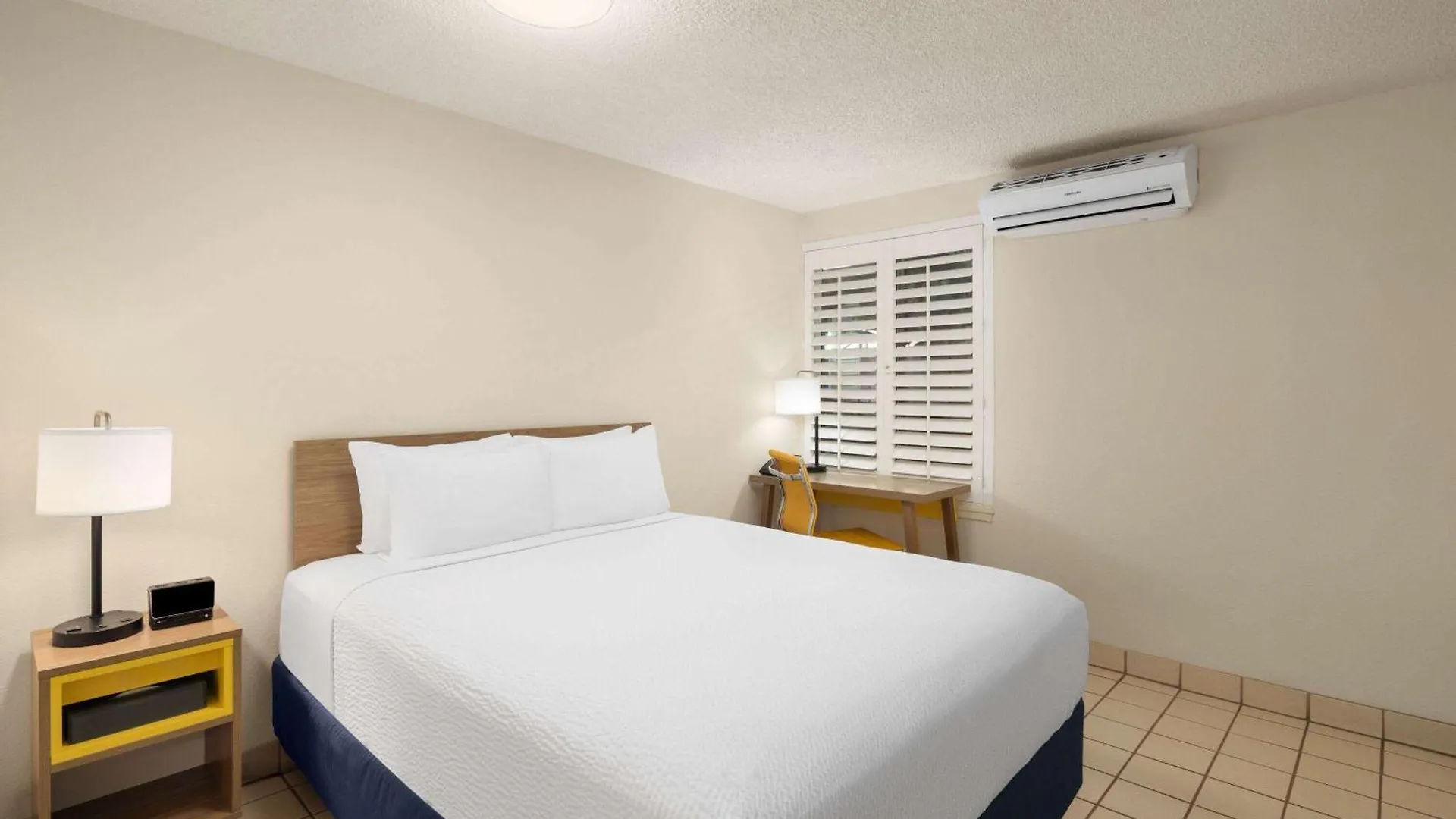 Days Inn By Wyndham Maui Oceanfront Wailea