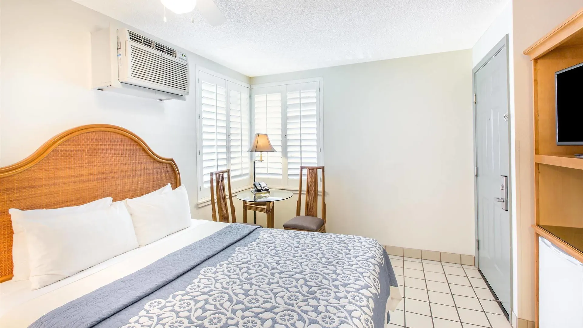 Hotel Days Inn By Wyndham Maui Oceanfront Wailea